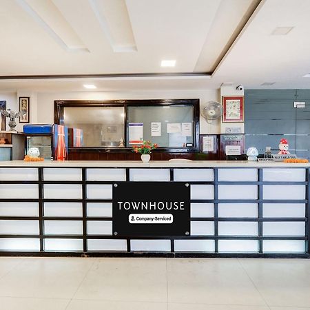 מלון Super Townhouse Sector 38 Gurgaon Near Medanta מראה חיצוני תמונה