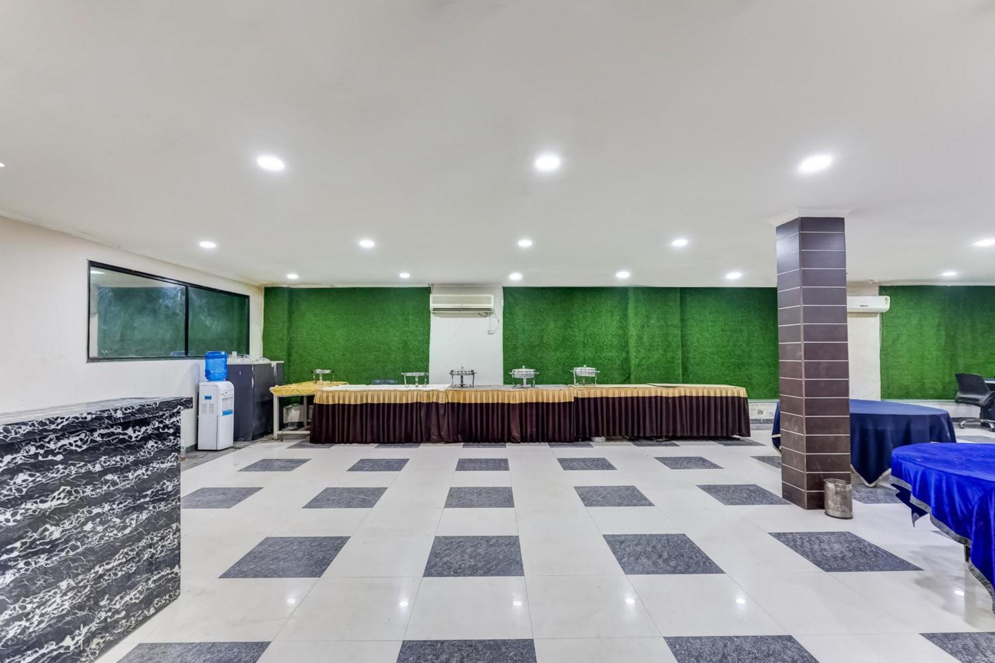 מלון Super Townhouse Sector 38 Gurgaon Near Medanta מראה חיצוני תמונה
