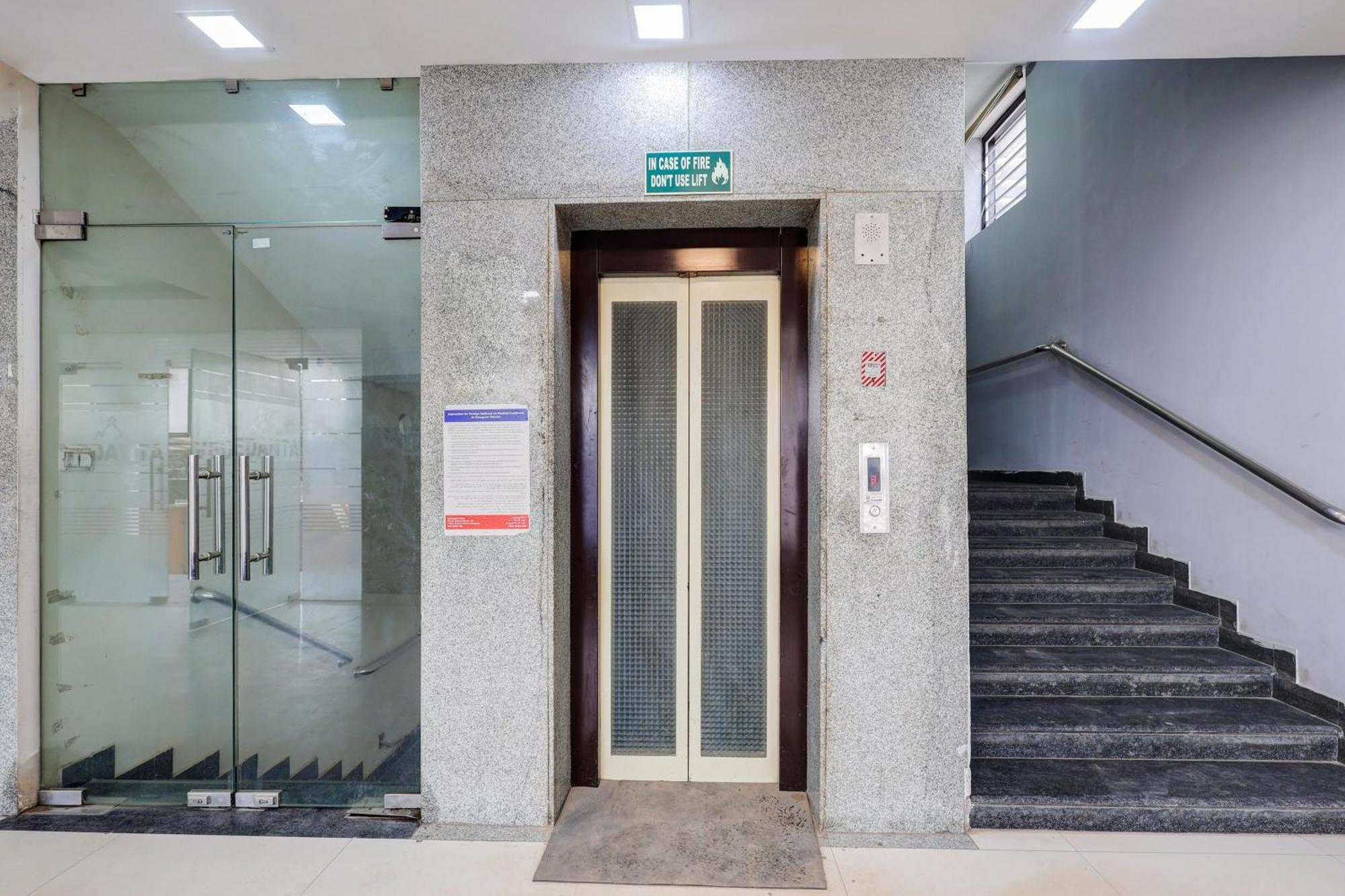 מלון Super Townhouse Sector 38 Gurgaon Near Medanta מראה חיצוני תמונה